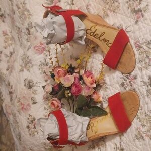 PRICE DROP TODAY 🎀BEAUTIFUL RED🌹 SAM ELDERMAN SANDALS